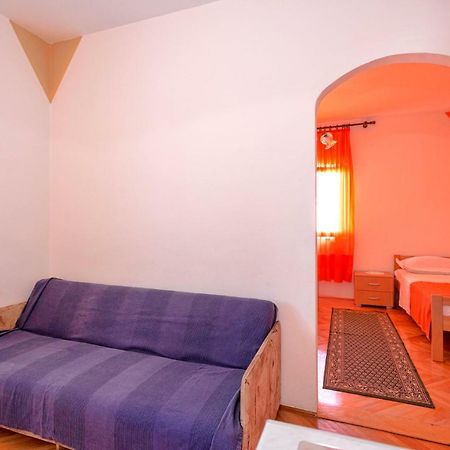 Apartments Ana Buratovic Stari Grad  Zewnętrze zdjęcie