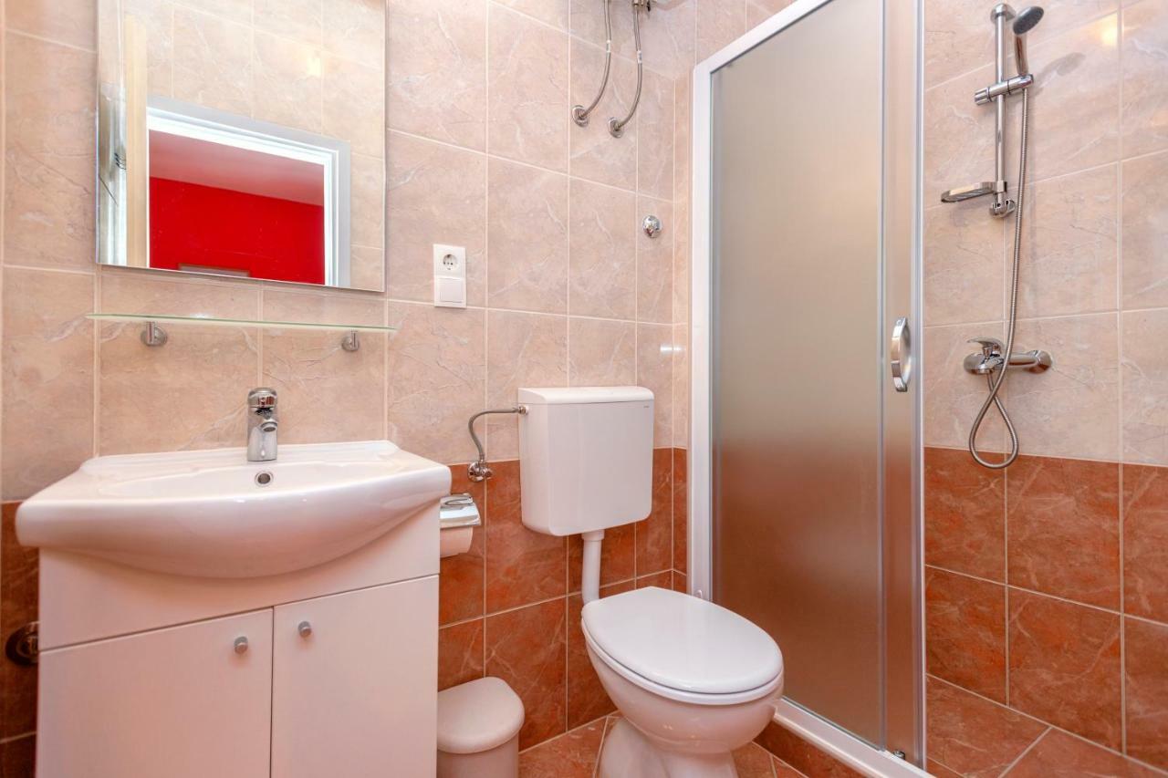Apartments Ana Buratovic Stari Grad  Zewnętrze zdjęcie