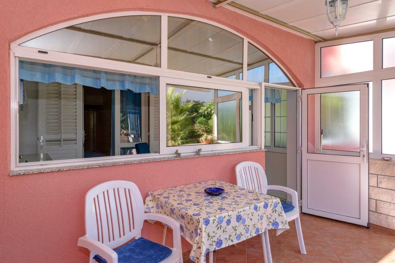 Apartments Ana Buratovic Stari Grad  Zewnętrze zdjęcie