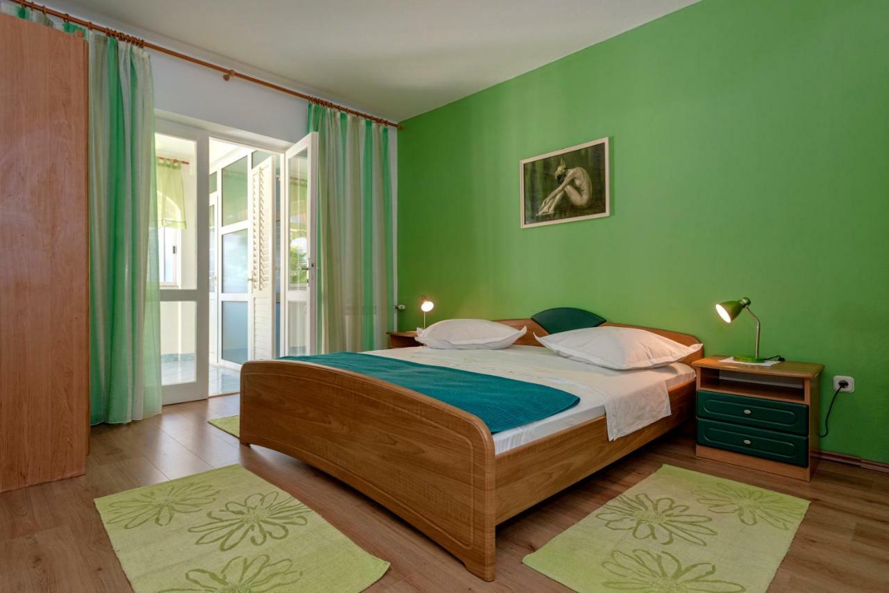 Apartments Ana Buratovic Stari Grad  Zewnętrze zdjęcie