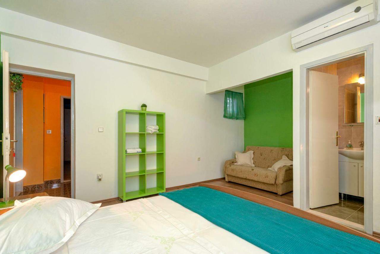 Apartments Ana Buratovic Stari Grad  Zewnętrze zdjęcie