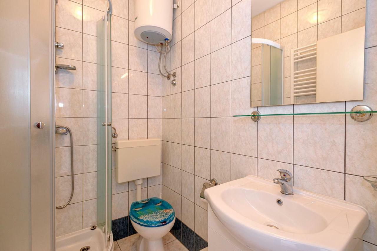 Apartments Ana Buratovic Stari Grad  Zewnętrze zdjęcie