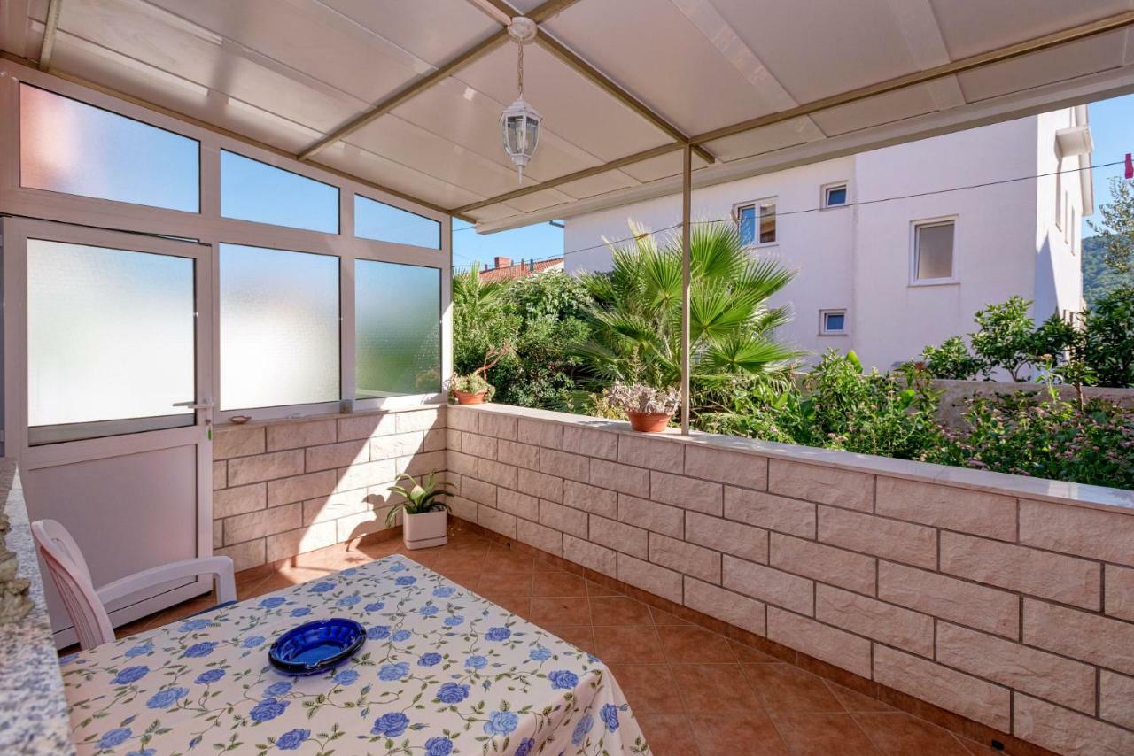 Apartments Ana Buratovic Stari Grad  Pokój zdjęcie