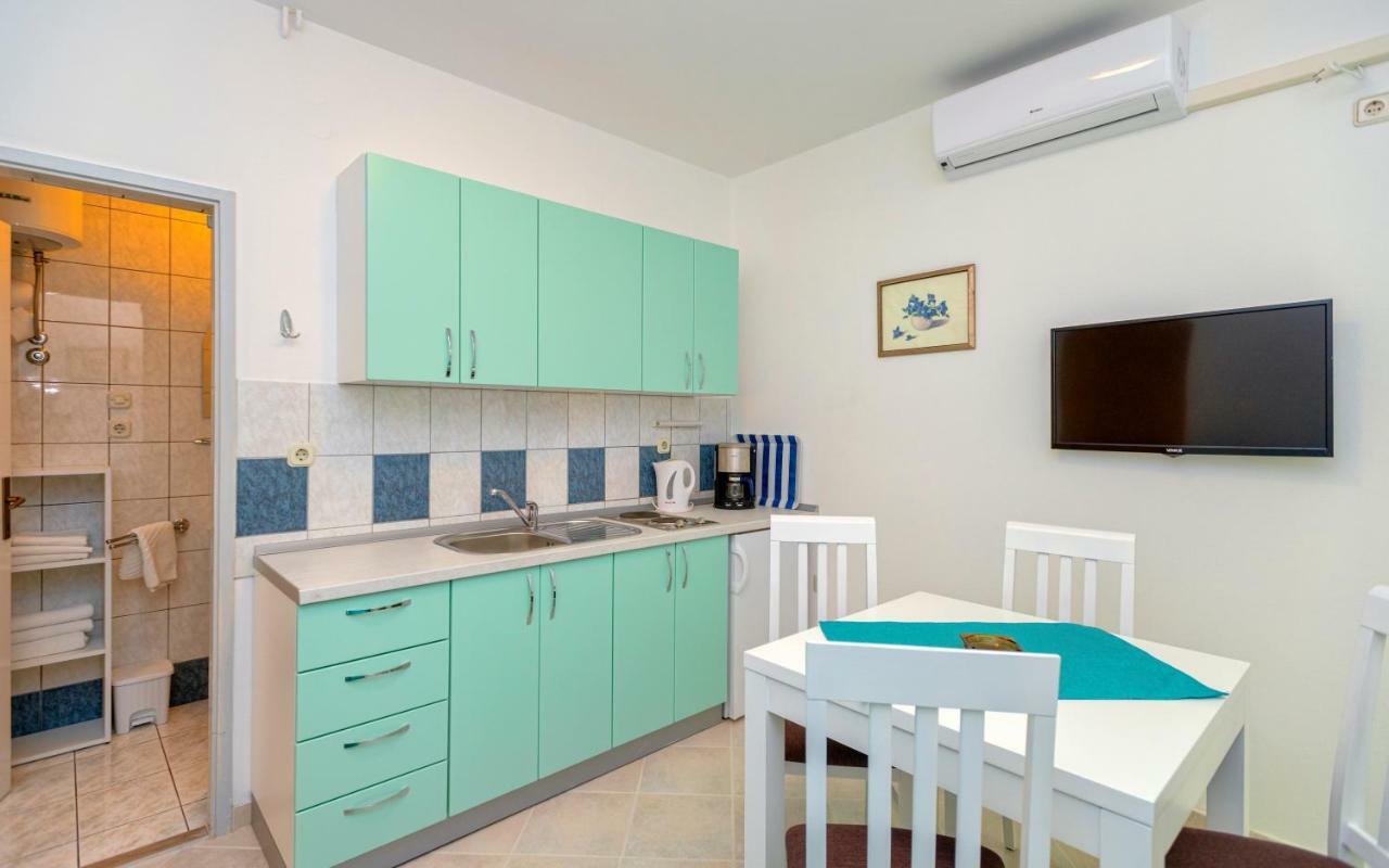 Apartments Ana Buratovic Stari Grad  Zewnętrze zdjęcie