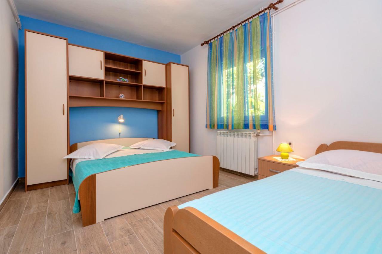 Apartments Ana Buratovic Stari Grad  Zewnętrze zdjęcie