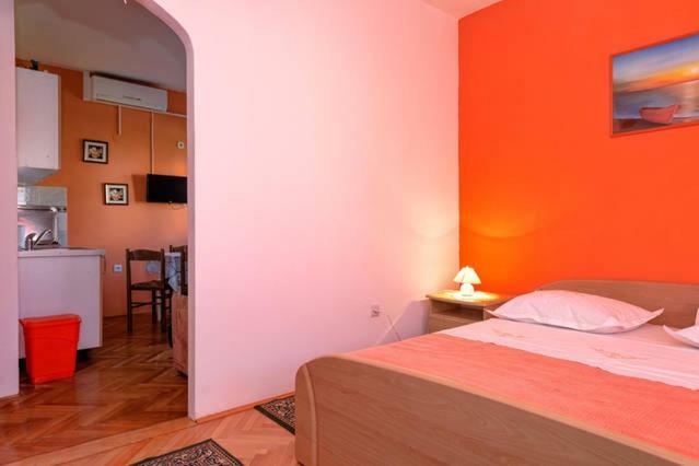 Apartments Ana Buratovic Stari Grad  Zewnętrze zdjęcie